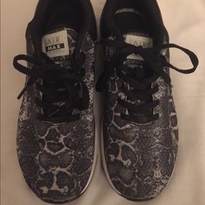 Snake print Nike air tennis shoes